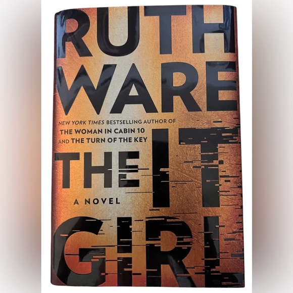 The It Girl by Ruth Ware - Picture 1 of 4